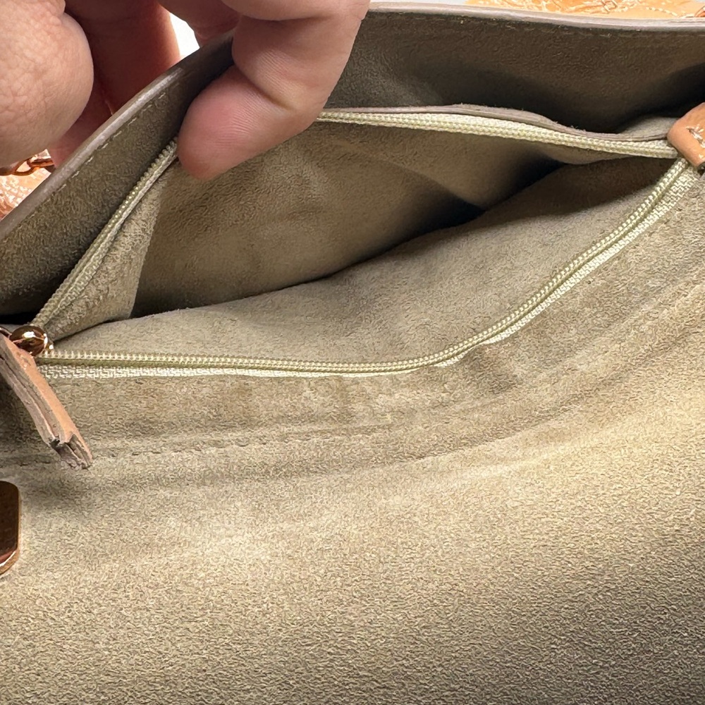 Mulberry Glossy Small Lily Flap Bag Purse in Apricot - Picture 16 of 16